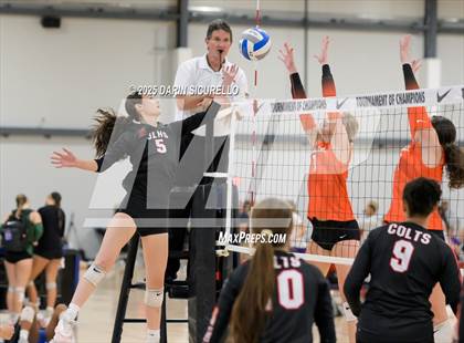 Thumbnail 2 in James Logan vs. Sprague (Nike Tournament of Champions – Southwest) photogallery.