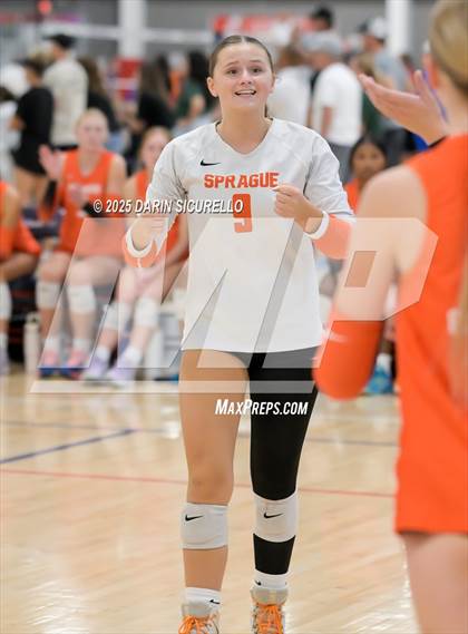 Thumbnail 3 in James Logan vs. Sprague (Nike Tournament of Champions – Southwest) photogallery.