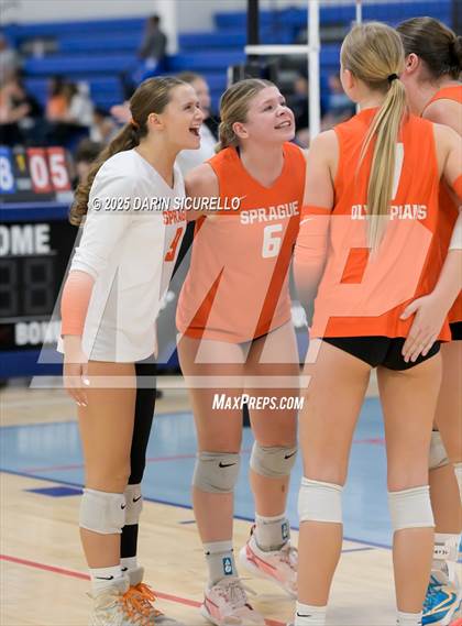 Thumbnail 1 in James Logan vs. Sprague (Nike Tournament of Champions – Southwest) photogallery.