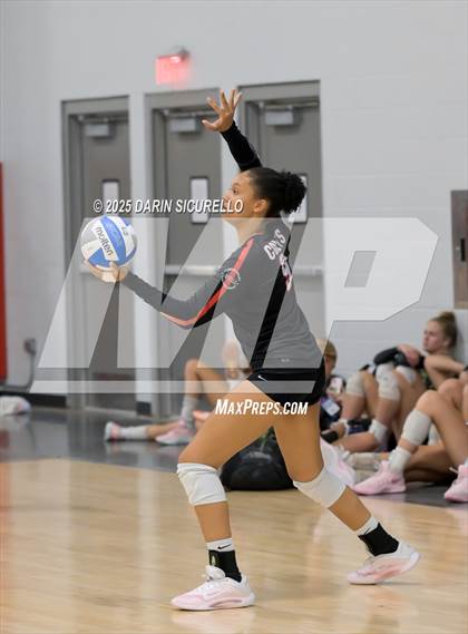Thumbnail 2 in James Logan vs. Sprague (Nike Tournament of Champions – Southwest) photogallery.