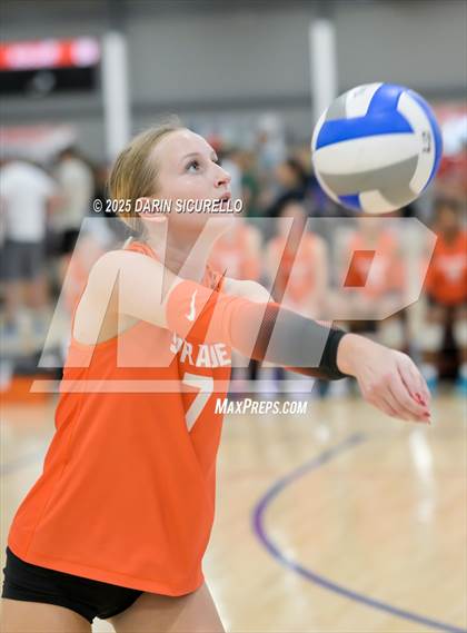 Thumbnail 2 in James Logan vs. Sprague (Nike Tournament of Champions – Southwest) photogallery.