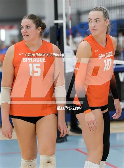Thumbnail 1 in James Logan vs. Sprague (Nike Tournament of Champions – Southwest) photogallery.
