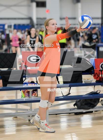 Thumbnail 1 in James Logan vs. Sprague (Nike Tournament of Champions – Southwest) photogallery.