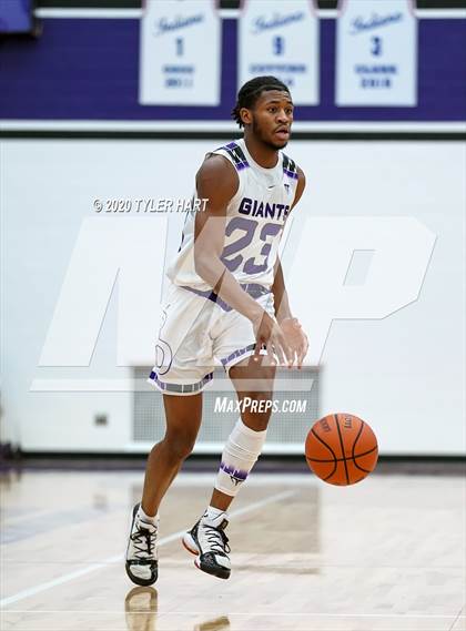 Thumbnail 3 in Avon @ Ben Davis photogallery.