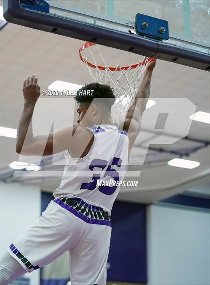 Thumbnail 1 in Avon @ Ben Davis photogallery.