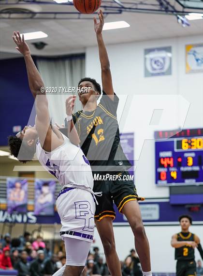 Thumbnail 1 in Avon @ Ben Davis photogallery.