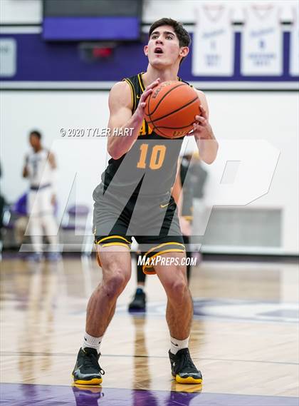 Thumbnail 2 in Avon @ Ben Davis photogallery.