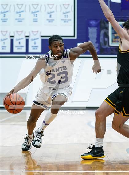 Thumbnail 2 in Avon @ Ben Davis photogallery.