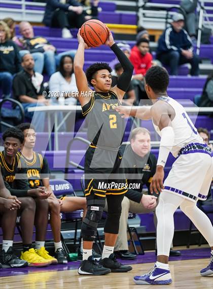 Thumbnail 3 in Avon @ Ben Davis photogallery.