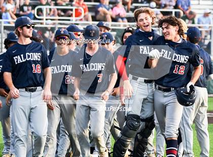 Thumbnail 2 in Tompkins vs. Strake Jesuit (UIL 6A Regional Semifinal Playoff - Game 1)  photogallery.