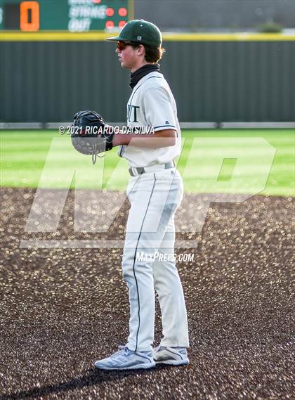 Thumbnail 2 in Tompkins vs. Strake Jesuit (UIL 6A Regional Semifinal Playoff - Game 1)  photogallery.