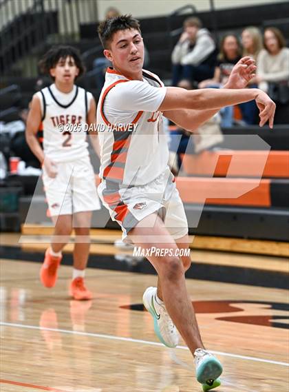 Thumbnail 2 in JV: D'Evelyn @ Lakewood photogallery.