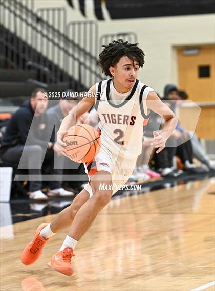 Thumbnail 3 in JV: D'Evelyn @ Lakewood photogallery.