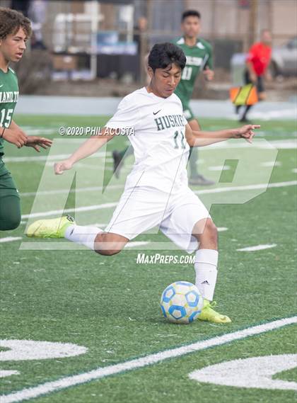 Thumbnail 1 in Hamilton vs. Rivera (CIF Los Angles City Section D3 Final) photogallery.