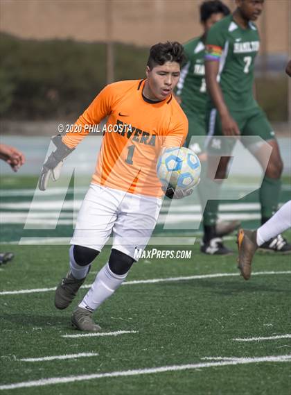 Thumbnail 2 in Hamilton vs. Rivera (CIF Los Angles City Section D3 Final) photogallery.