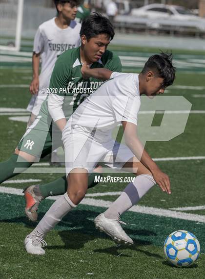Thumbnail 2 in Hamilton vs. Rivera (CIF Los Angles City Section D3 Final) photogallery.
