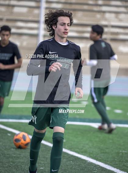 Thumbnail 1 in Hamilton vs. Rivera (CIF Los Angles City Section D3 Final) photogallery.