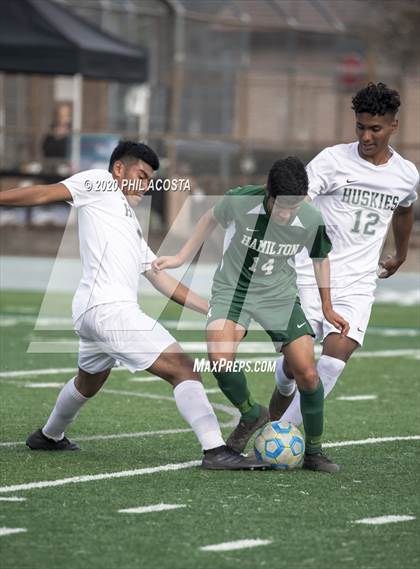 Thumbnail 1 in Hamilton vs. Rivera (CIF Los Angles City Section D3 Final) photogallery.