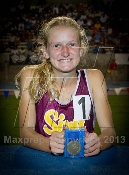 Thumbnail 3 in Sarah Baxter Photo Shoot (@ CIF State Track and Field Championships) photogallery.