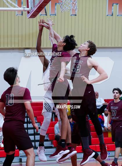 Thumbnail 2 in St. Francis vs Valley Academy photogallery.