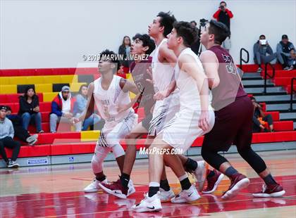 Thumbnail 2 in St. Francis vs Valley Academy photogallery.