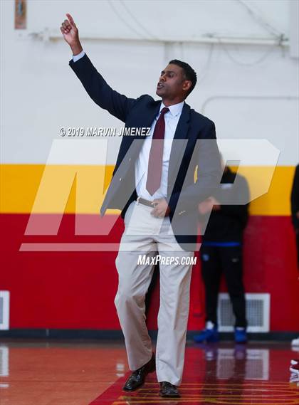 Thumbnail 3 in St. Francis vs Valley Academy photogallery.