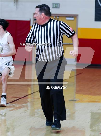 Thumbnail 3 in St. Francis vs Valley Academy photogallery.