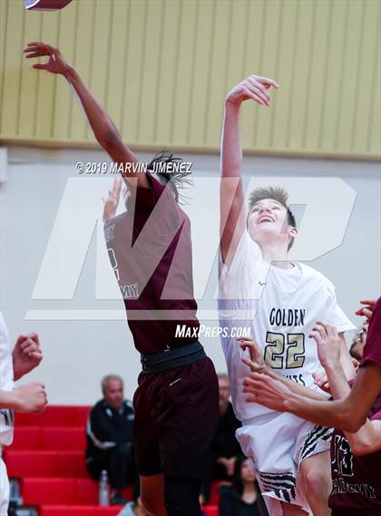 Thumbnail 1 in St. Francis vs Valley Academy photogallery.