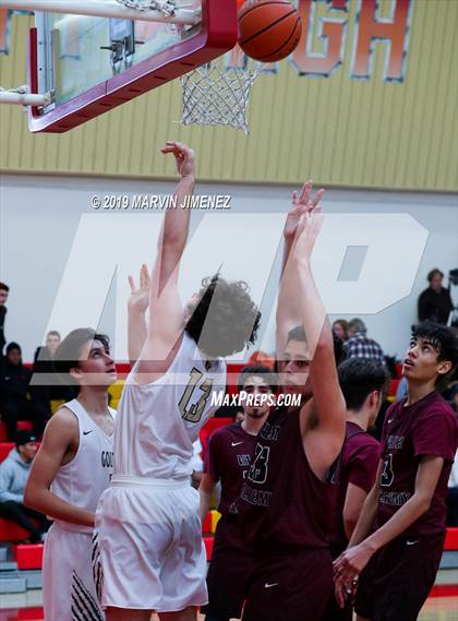Thumbnail 2 in St. Francis vs Valley Academy photogallery.