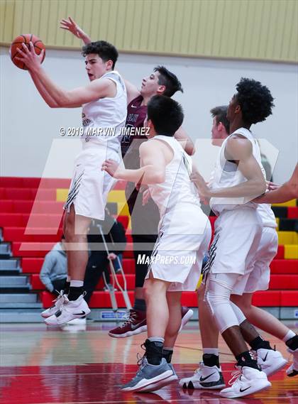 Thumbnail 2 in St. Francis vs Valley Academy photogallery.