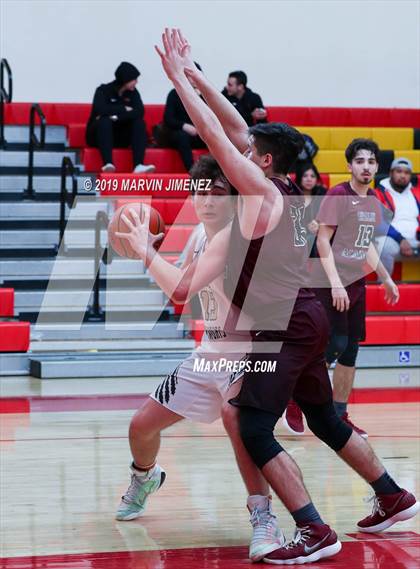 Thumbnail 3 in St. Francis vs Valley Academy photogallery.