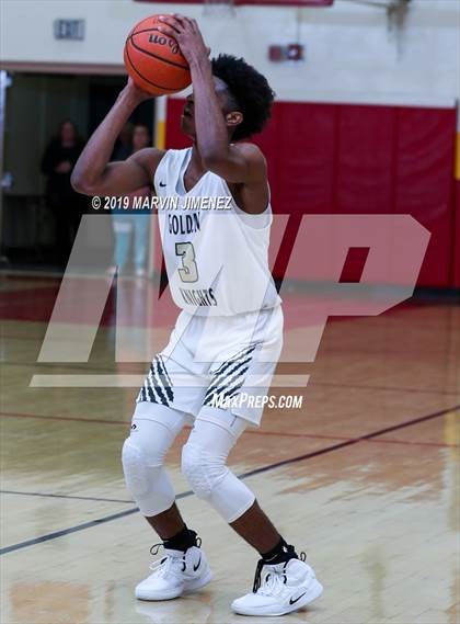 Thumbnail 3 in St. Francis vs Valley Academy photogallery.