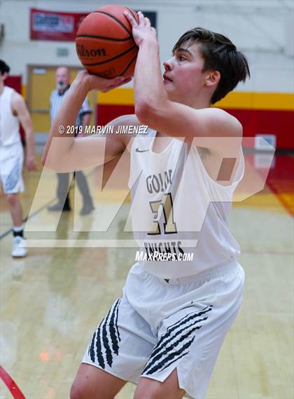 Thumbnail 2 in St. Francis vs Valley Academy photogallery.