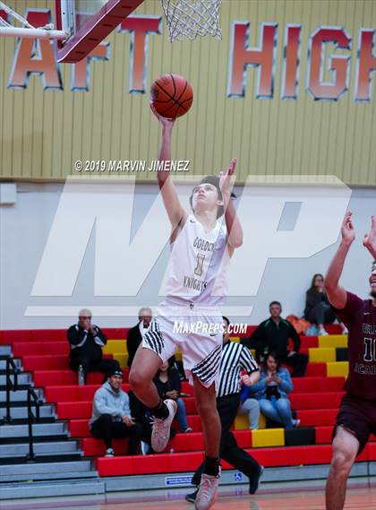 Thumbnail 1 in St. Francis vs Valley Academy photogallery.