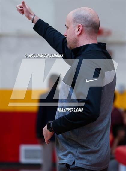 Thumbnail 2 in St. Francis vs Valley Academy photogallery.