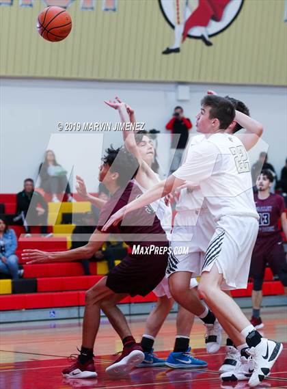 Thumbnail 1 in St. Francis vs Valley Academy photogallery.