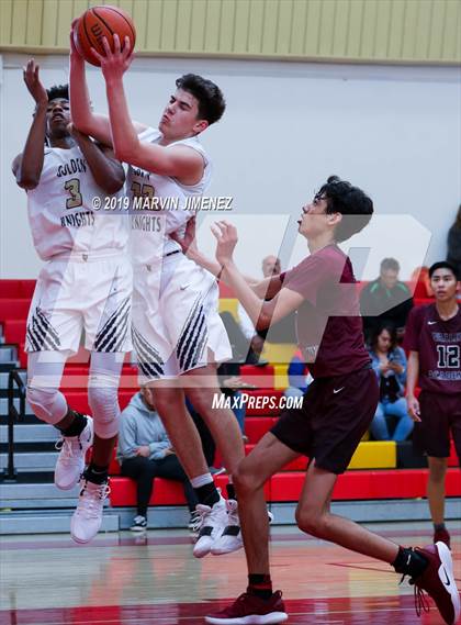 Thumbnail 3 in St. Francis vs Valley Academy photogallery.