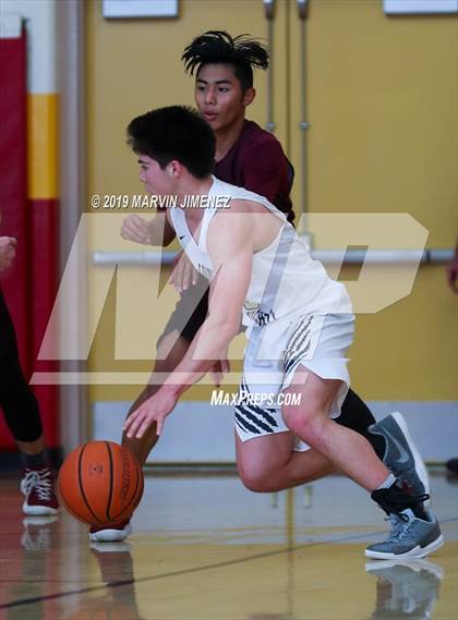 Thumbnail 1 in St. Francis vs Valley Academy photogallery.