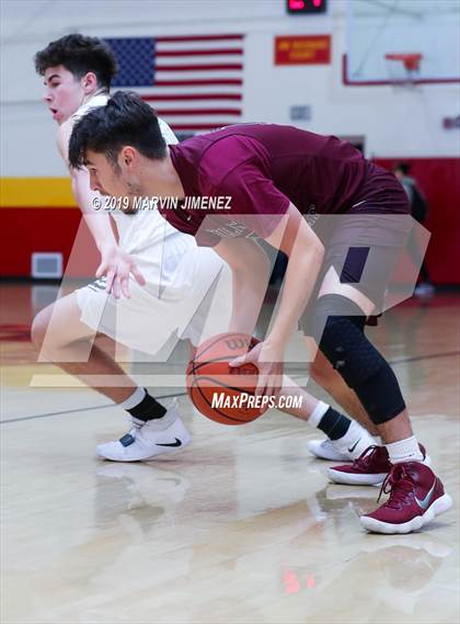 Thumbnail 2 in St. Francis vs Valley Academy photogallery.