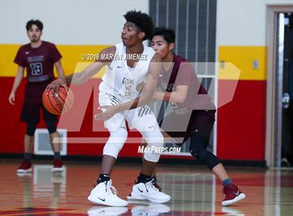 Thumbnail 2 in St. Francis vs Valley Academy photogallery.