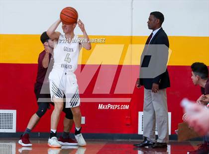 Thumbnail 2 in St. Francis vs Valley Academy photogallery.