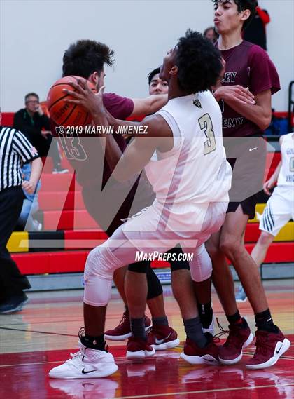 Thumbnail 3 in St. Francis vs Valley Academy photogallery.