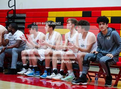 Thumbnail 2 in St. Francis vs Valley Academy photogallery.