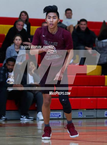 Thumbnail 2 in St. Francis vs Valley Academy photogallery.