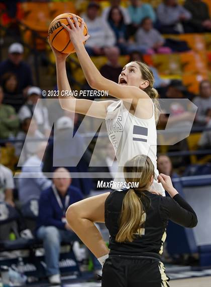 Thumbnail 1 in Ridgeline vs. Desert Hills (UHSAA 4A Quarterfinal) photogallery.