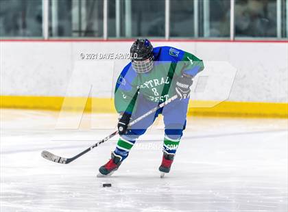 Thumbnail 2 in Manchester Central-West @ Exeter (NHIAA Division 1 Preliminary Round) photogallery.