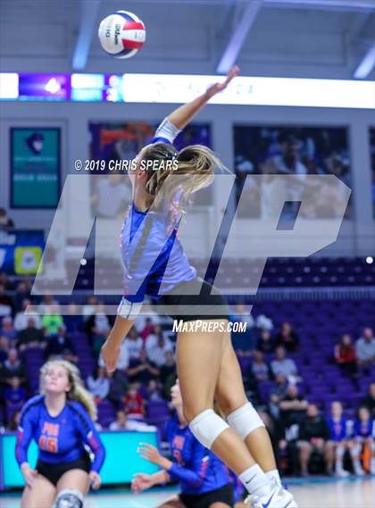 Thumbnail 3 in Palm Beach Gardens vs. Hagerty (FHSAA 7A Final) photogallery.