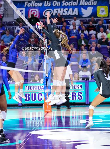 Thumbnail 3 in Palm Beach Gardens vs. Hagerty (FHSAA 7A Final) photogallery.