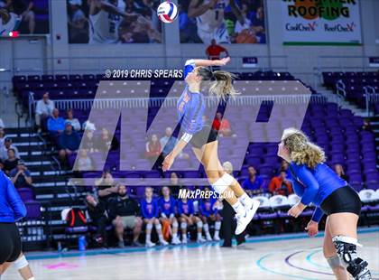 Thumbnail 3 in Palm Beach Gardens vs. Hagerty (FHSAA 7A Final) photogallery.