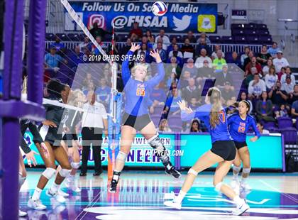 Thumbnail 3 in Palm Beach Gardens vs. Hagerty (FHSAA 7A Final) photogallery.